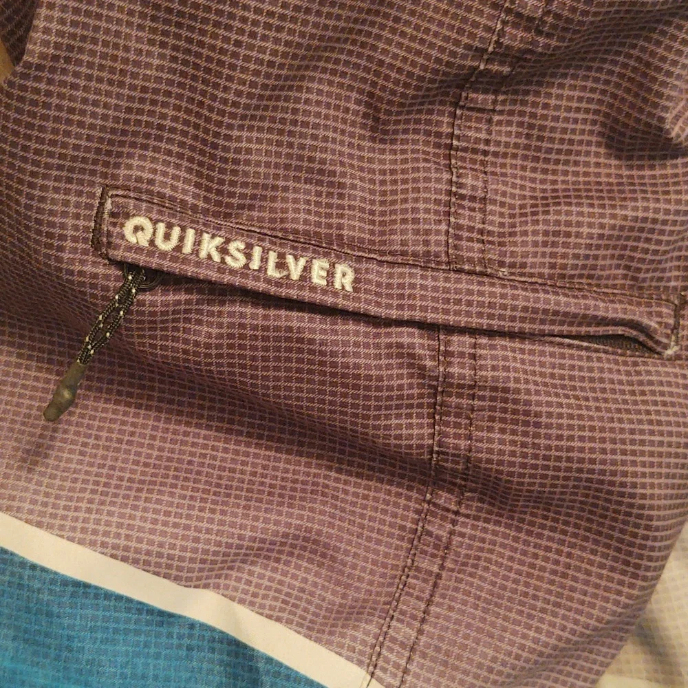 Bundle Of 2 USED Quiksilver Board Shorts Size XS/27